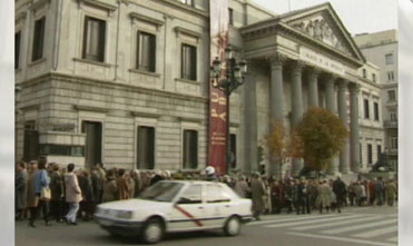 La fachada del Congreso en diciembre de 1997, primera jornadas de puertas abiertas